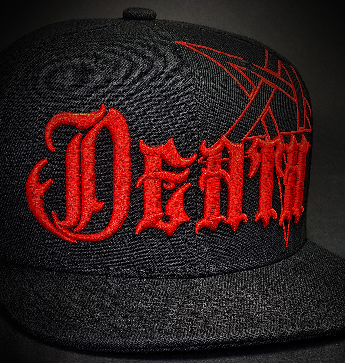 CASQUETTE SNAPBACK RED DEATH