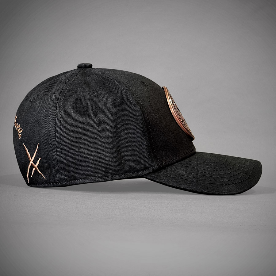 CASQUETTE TRUCKER METAL BADGE