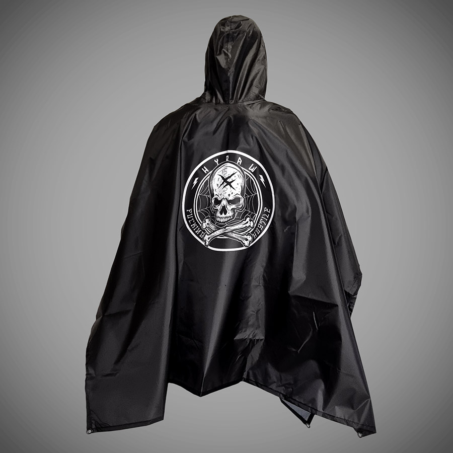 PONCHO BLACK BLAZON