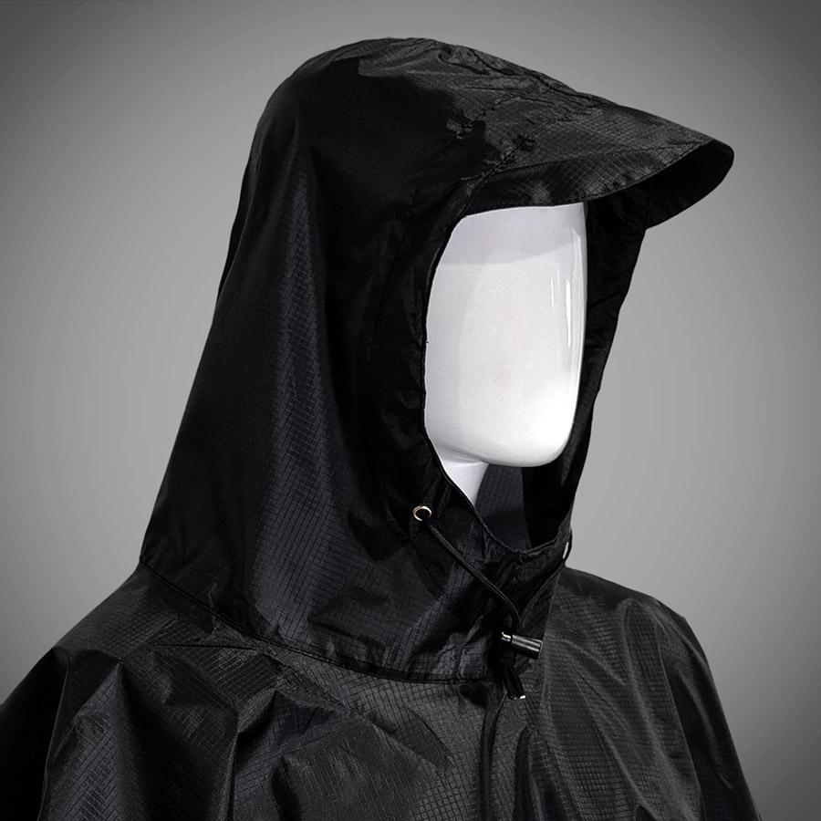 PONCHO BLACK BLAZON