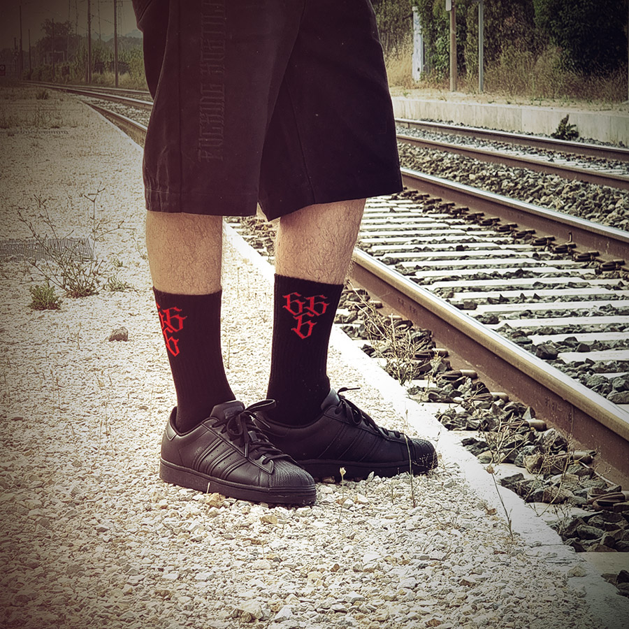 CHAUSSETTES 666 CLASSIC RED